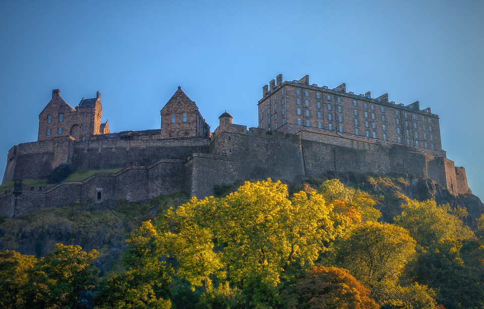 edinburgh-castle