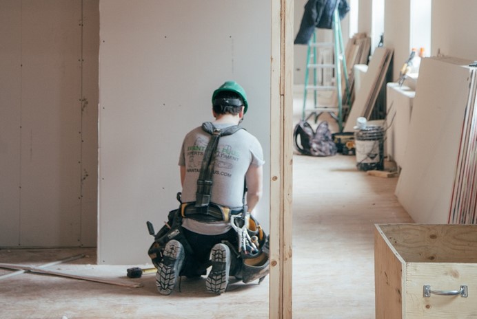 What to Know Before Hiring a Contractor