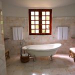 Choosing a Bathtub for Your Bathroom When Renovating it