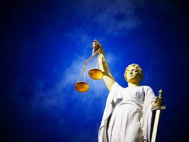 How To Get Help With Criminal Cases? How Do Criminal And Civil Cases Differ?