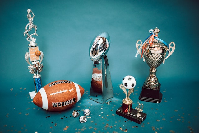 Trophies & Awards: How to Choose the Right One for Your Event