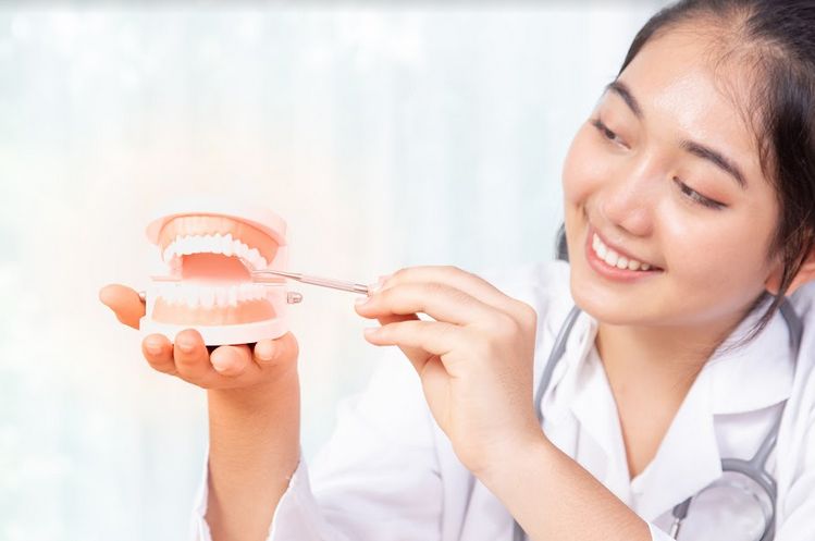 The Dos And Don’ts Of Denture Care