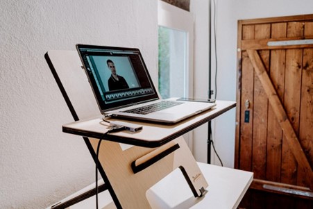 From Chaos to Calm: 4 Ways to Organize Your Standing Desk with Drawer