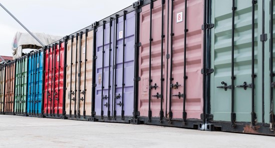 Comparative Analysis: Storage Pods vs. Traditional Storage Units