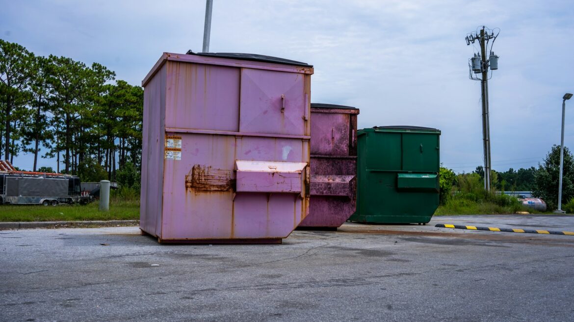 The Advantages of Renting a 30 Yard Dumpster for Your Business