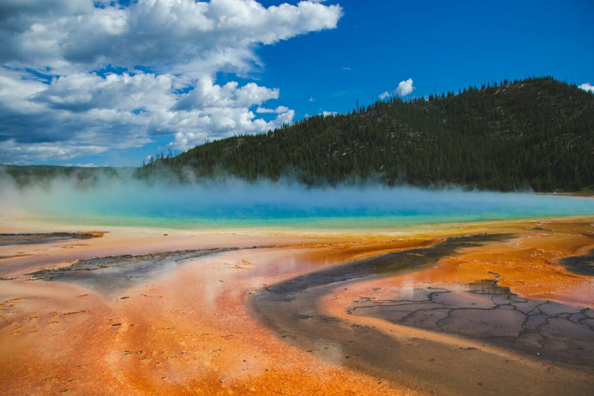 Unlock the Magic: 10 Hidden Gems in Yellowstone National Park