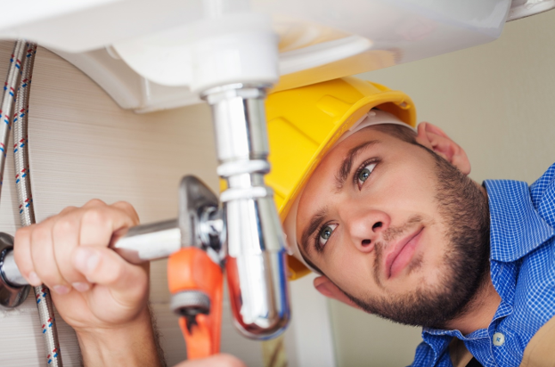 The Benefits of Calling an Emergency Plumber